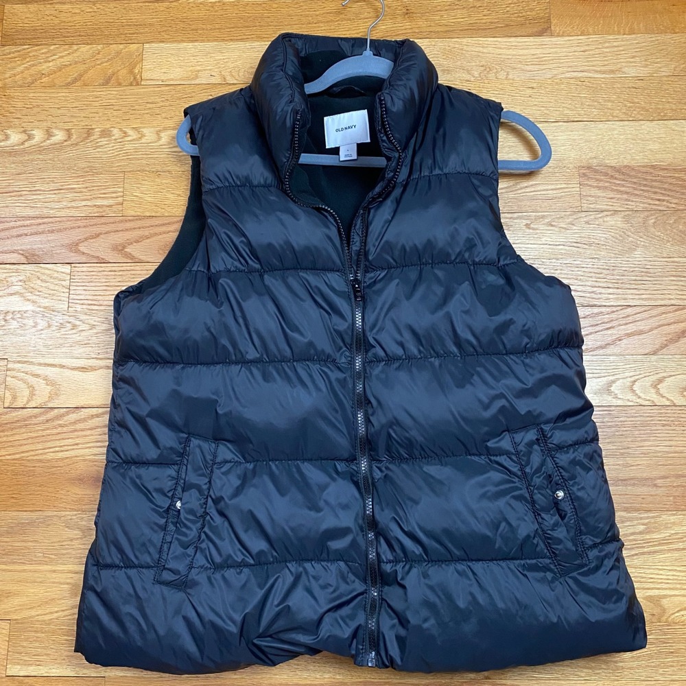 Old‎ Navy Puffer Vest Womens L Black Quilted Fleece Lined Gorpcore Layering